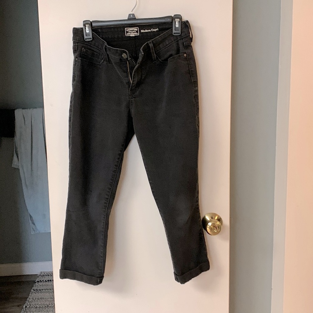 LEVI STRAUSS Black capris